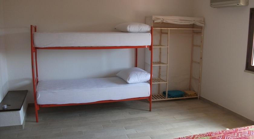 Villetta Ludovica Solanas  Room photo